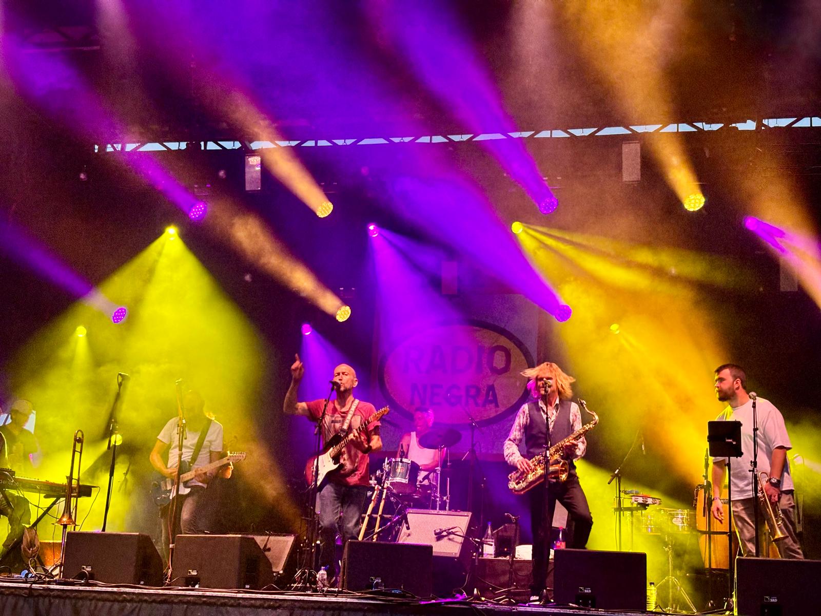 Radio Negra - tributeband boeken voor events in België en Nederland